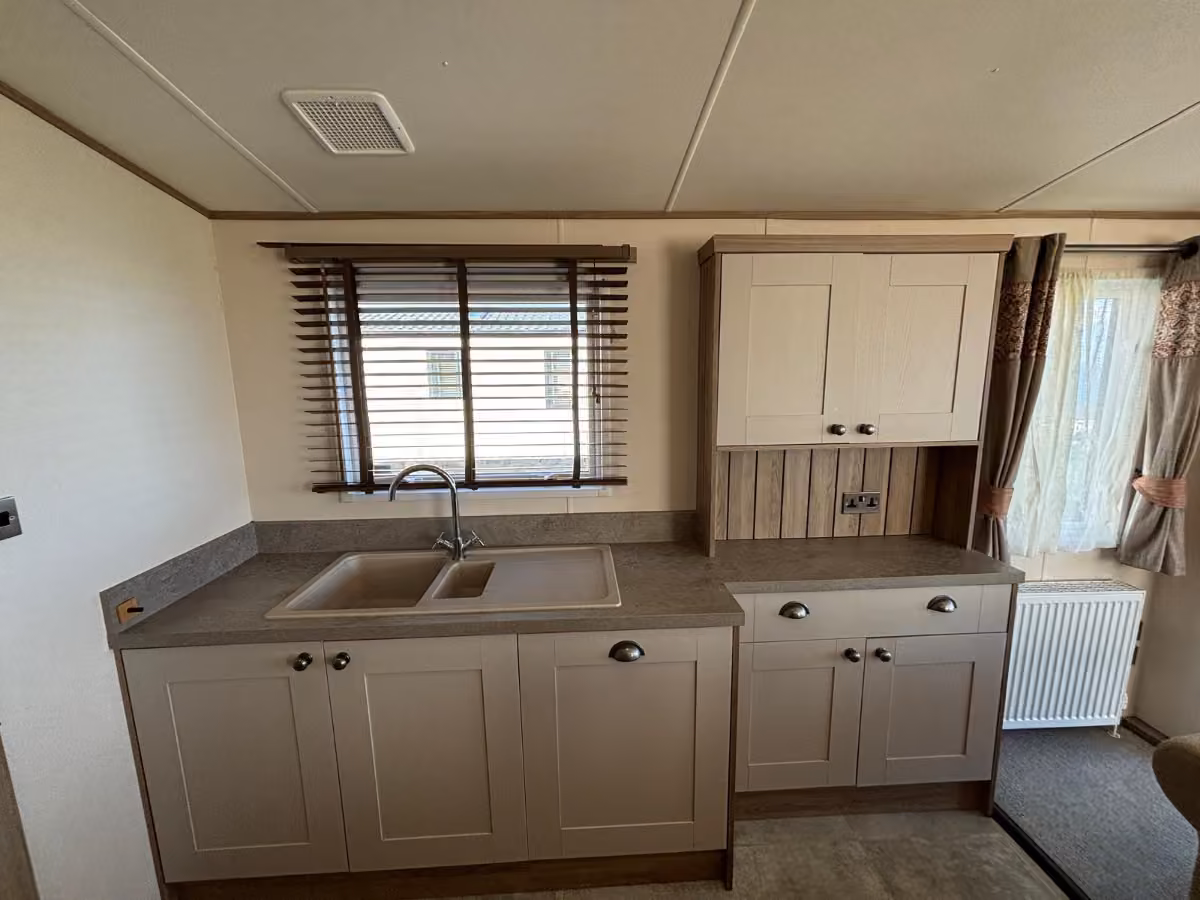 2021 Ambleside Premier Kitchen 1