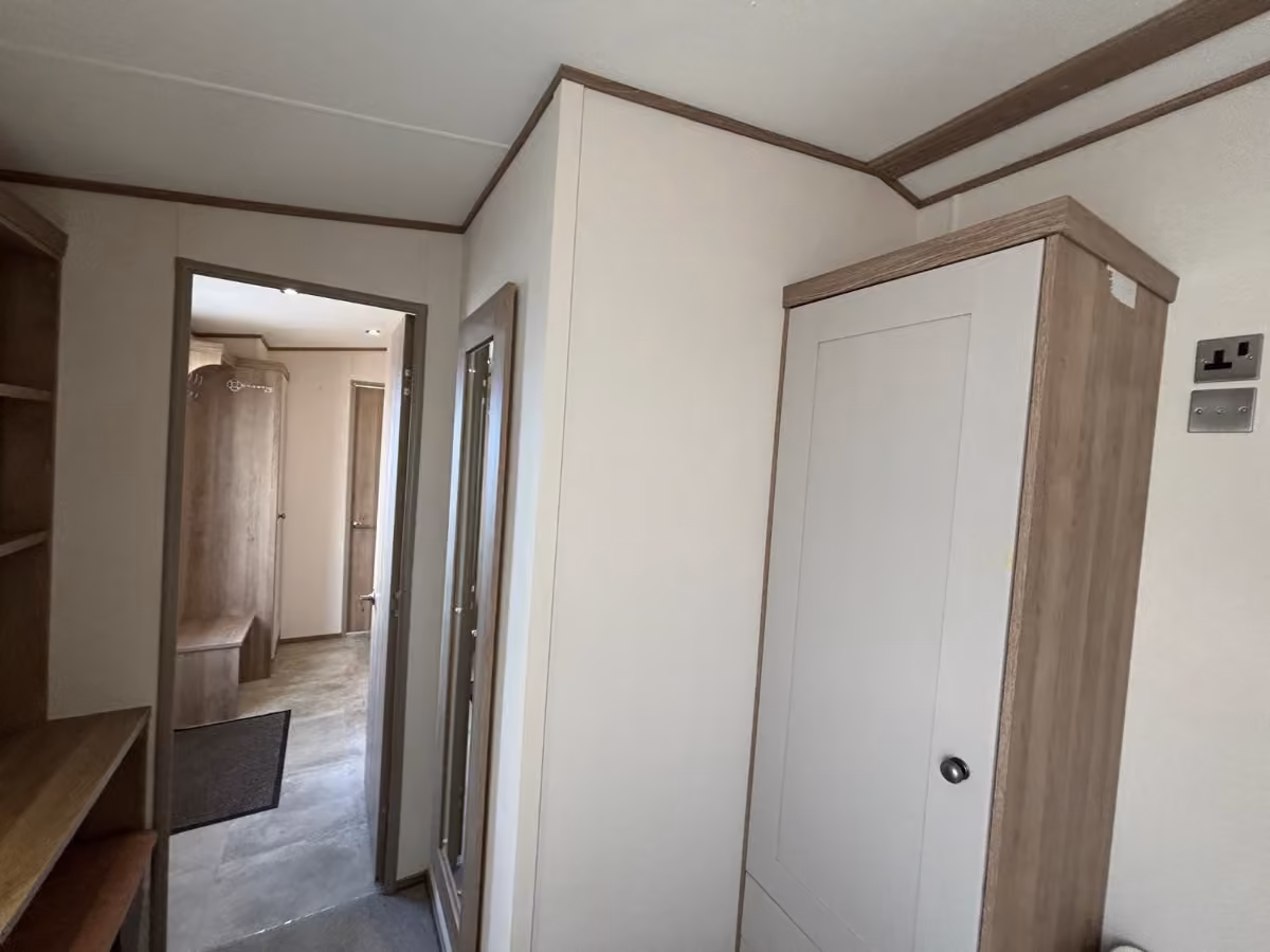 2021 Ambleside Premier Master Bedroom 1