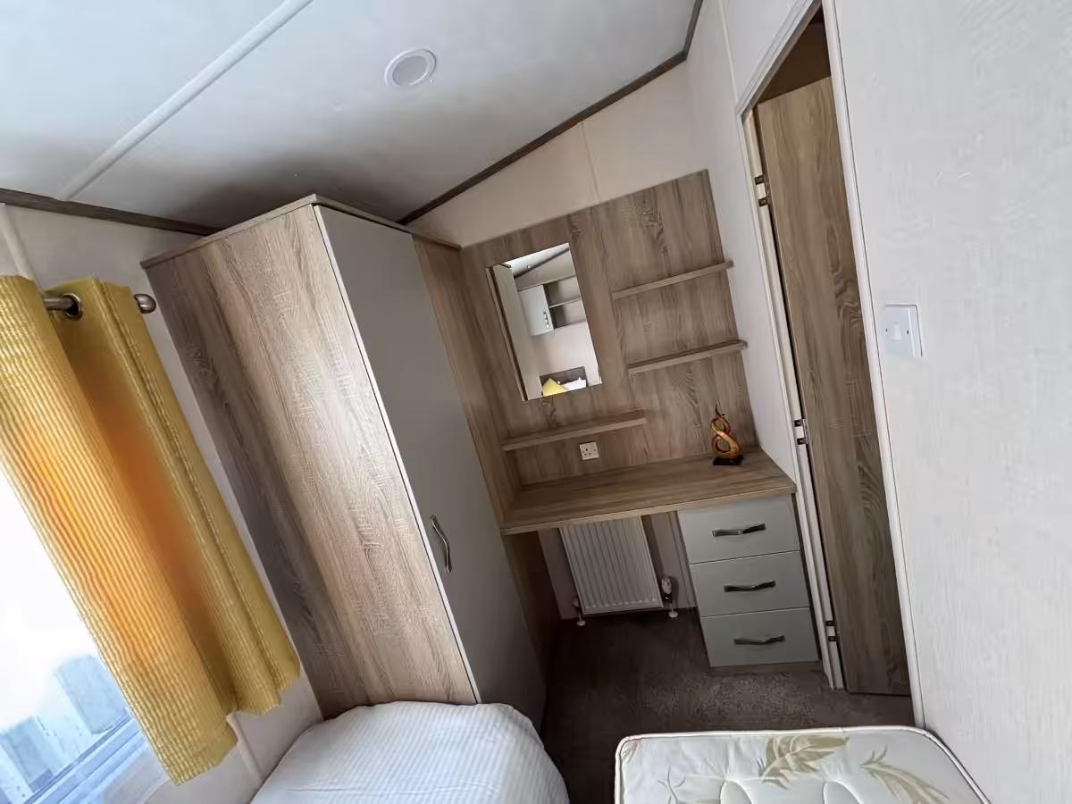 2021 Carnaby Coastline Twin Bedroom 2