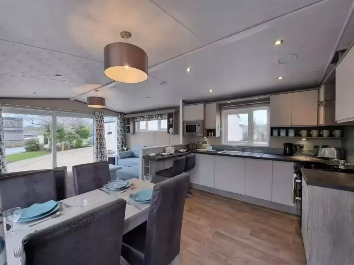 2022 Pemberton Rivington Kitchen Dining Area 1