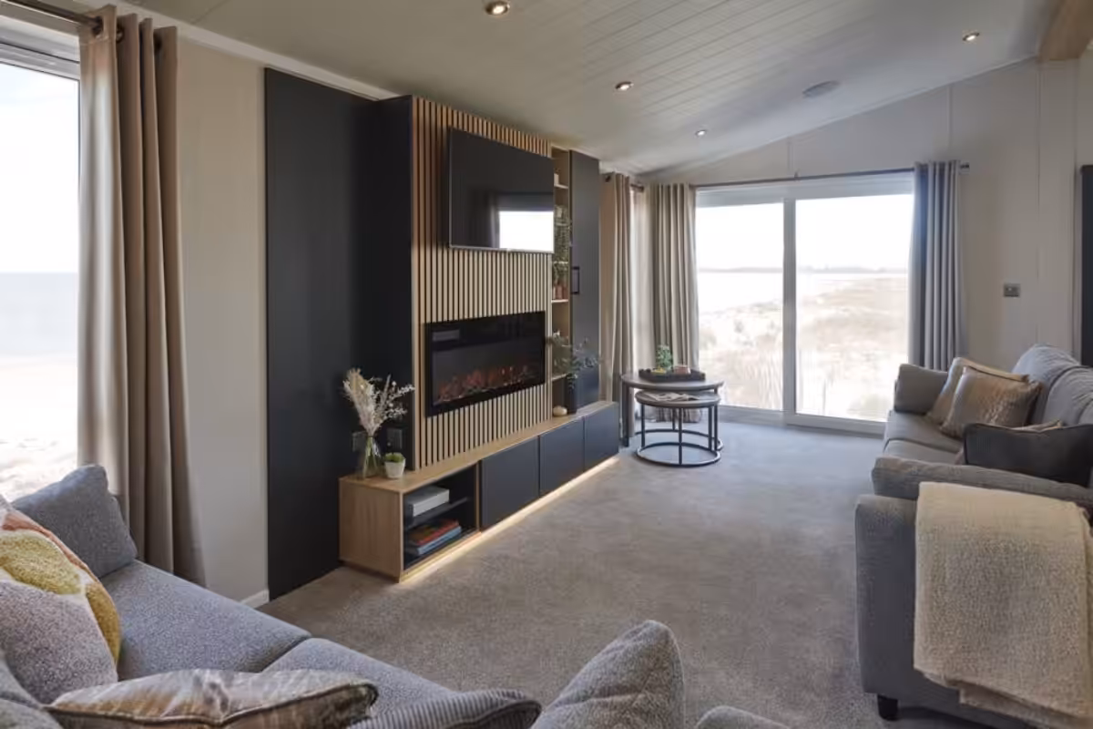 2027 Swift Toronto Urban Lodge Living Area 1