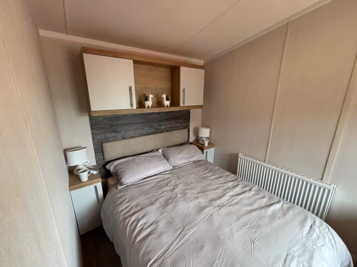 8023 2021 Swift Bordeaux Exclusive Master Bedroom
