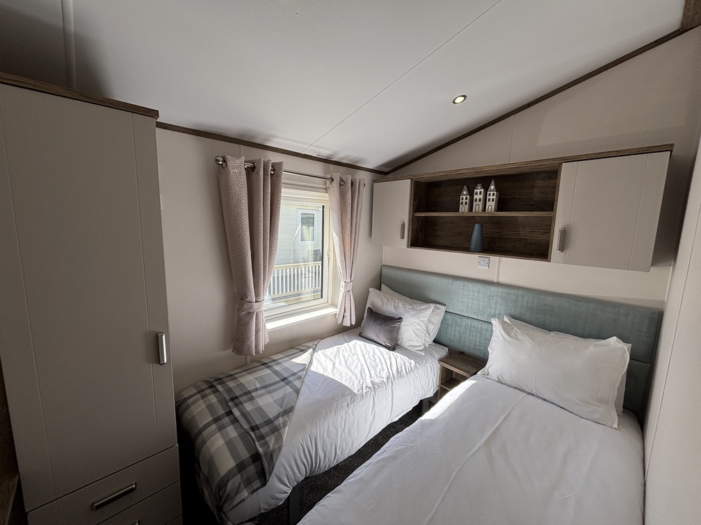 2 Mariners View 2025 Willerby Sheraton Lodge 32