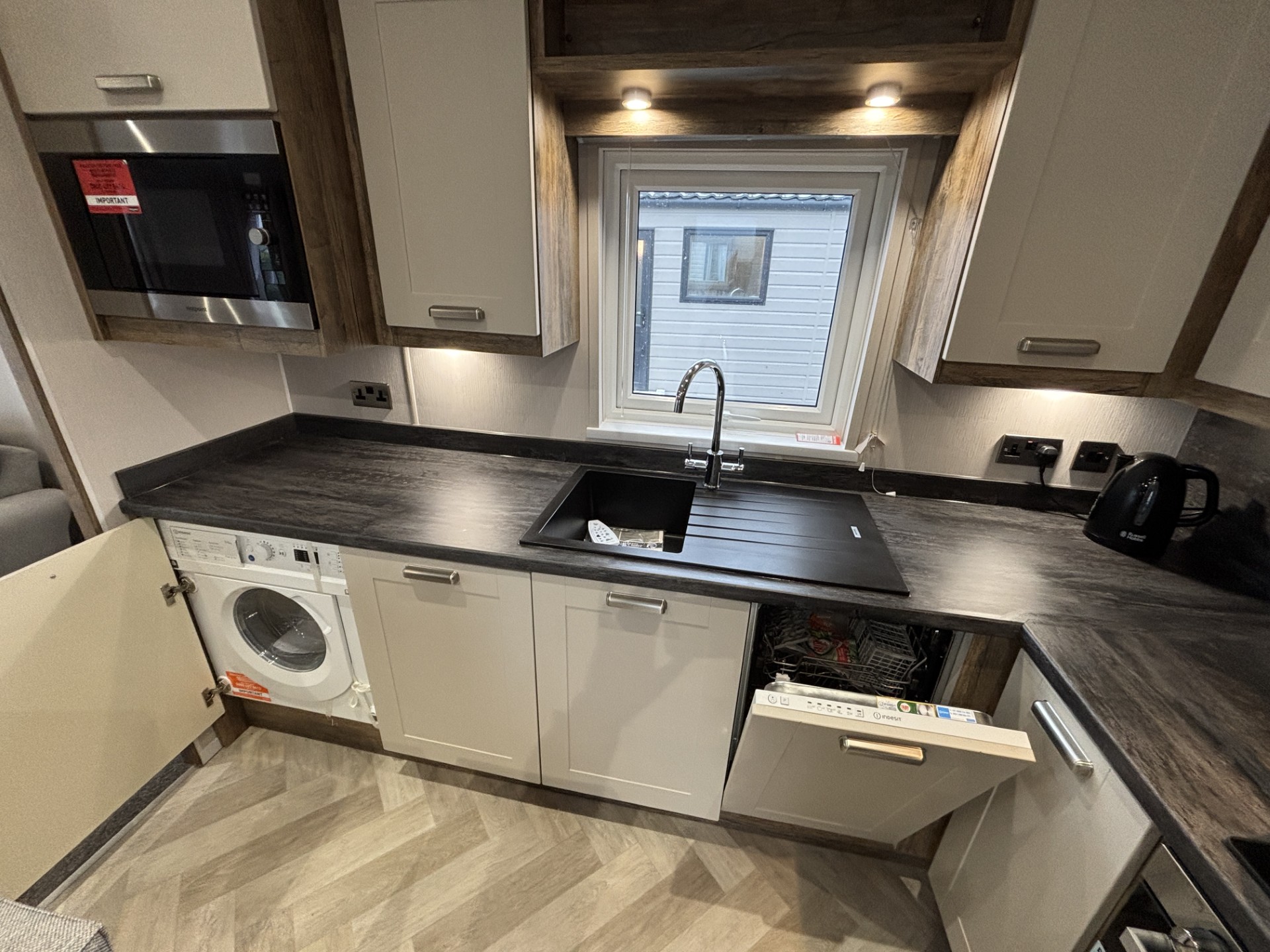 2 Mariners View 2025 Willerby Sheraton Lodge 5