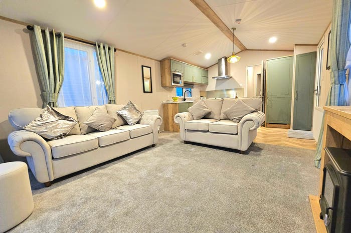 2022 Atlas Heritage Lodge 39ftx12ft 2 Bed 3