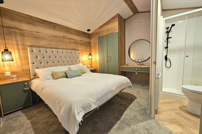 2022 Atlas Heritage Lodge 39ftx12ft 2 Bed 7