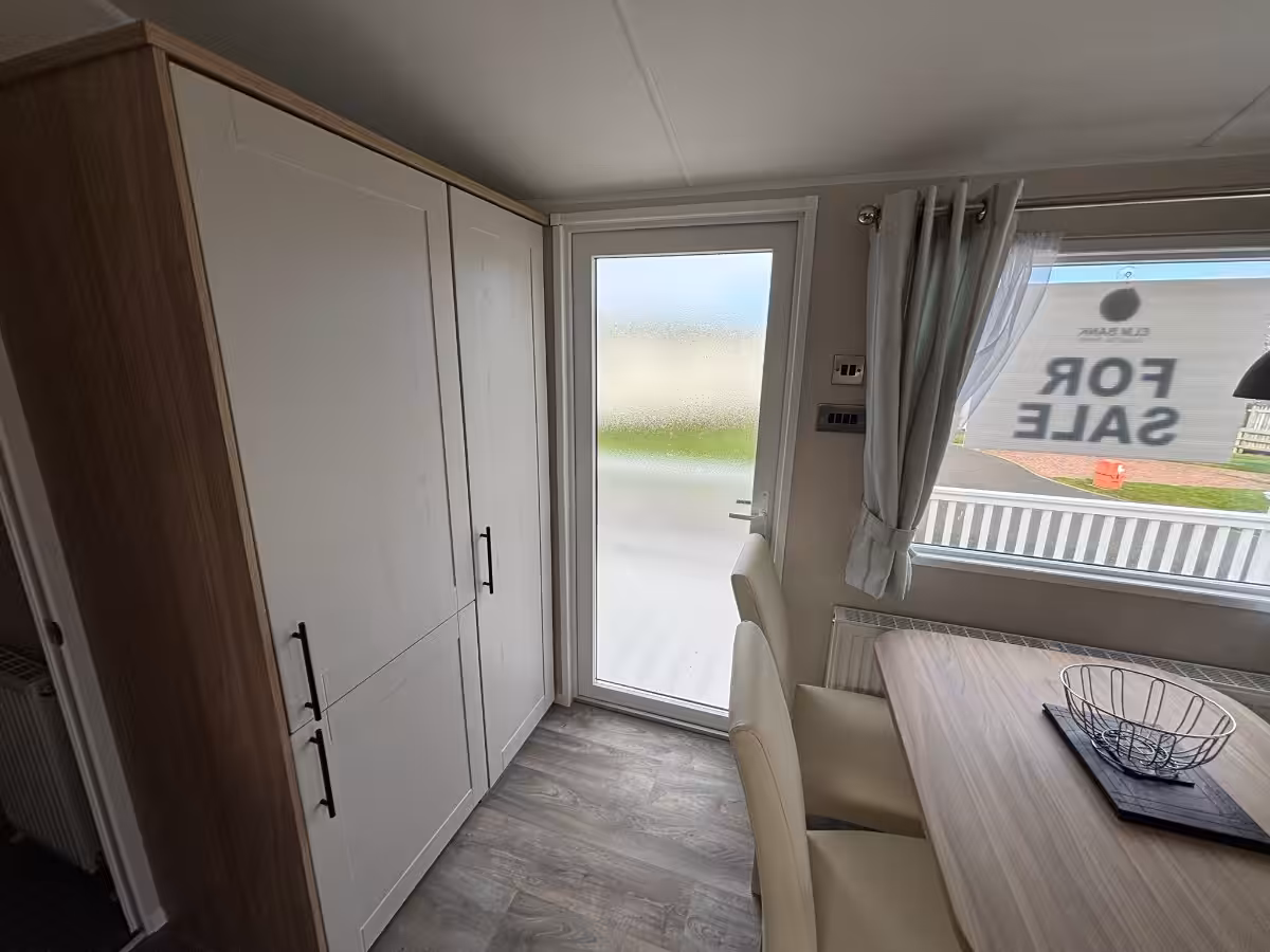 2024 Willerby Manor Green Range entrance area