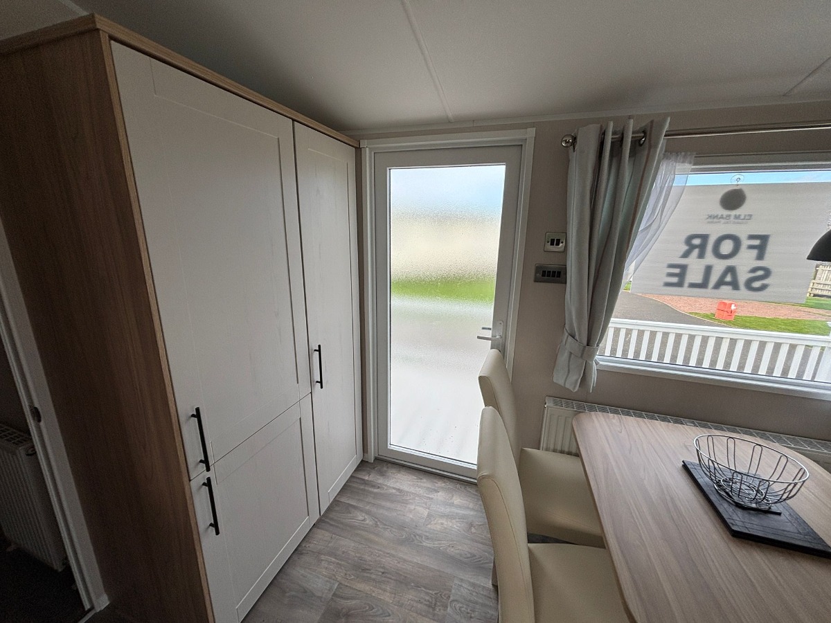 2024 Willerby Manor Green Range entrance area