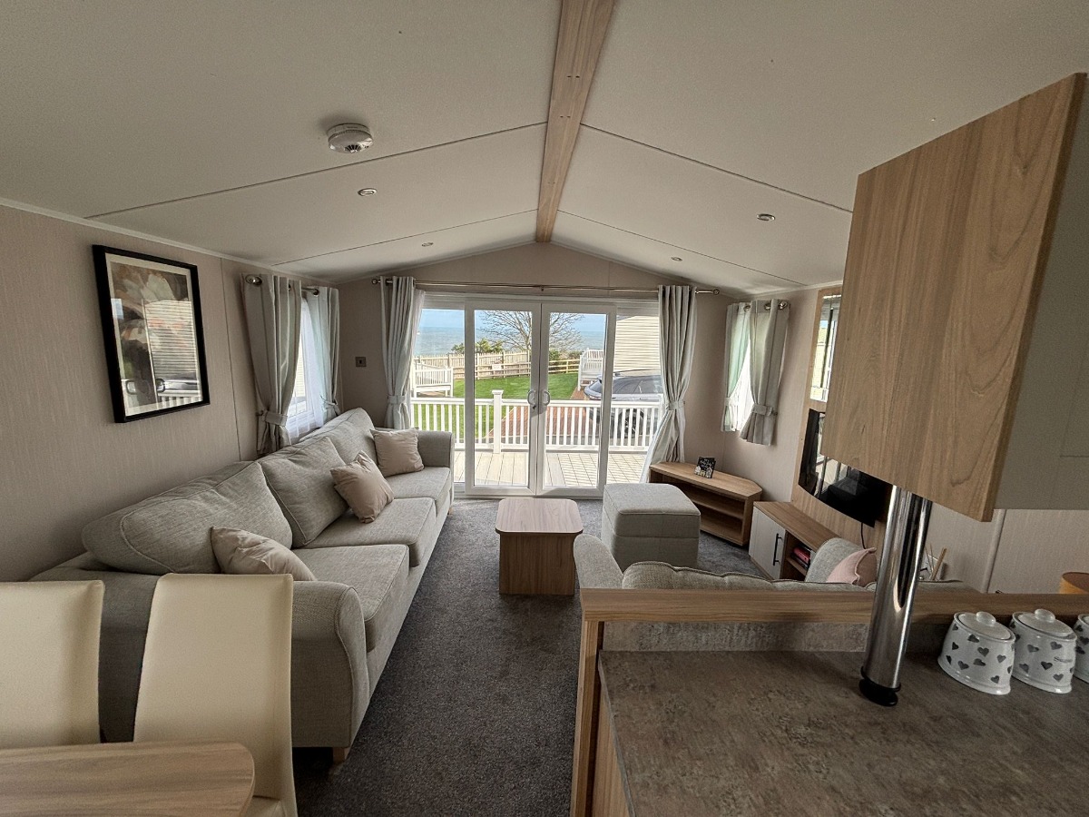 2024 Willerby Manor Green Range wide angle living room view