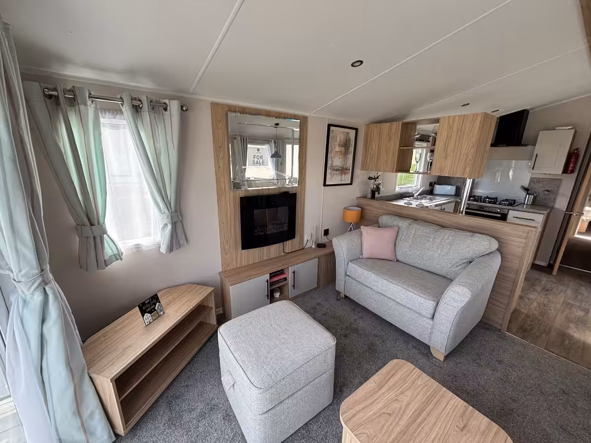 2024 Willerby Manor Green Range living area