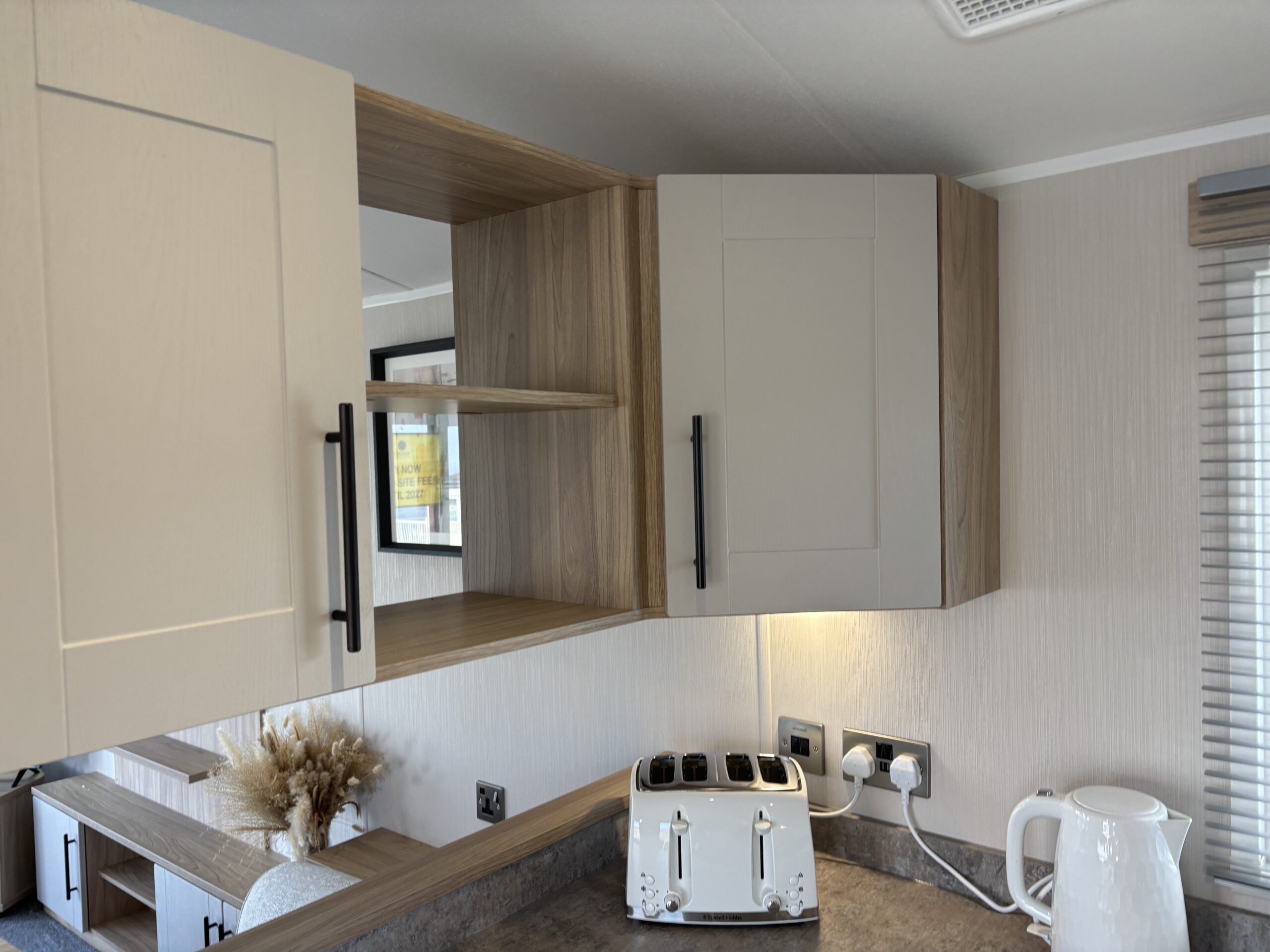 Willerby Manor 38ft X 12ft Green Range 15