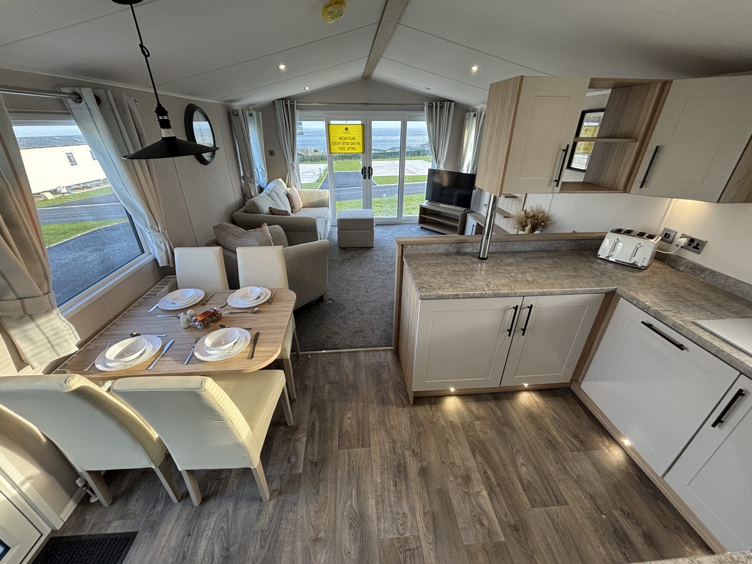 Willerby Manor 38ft X 12ft Green Range 16