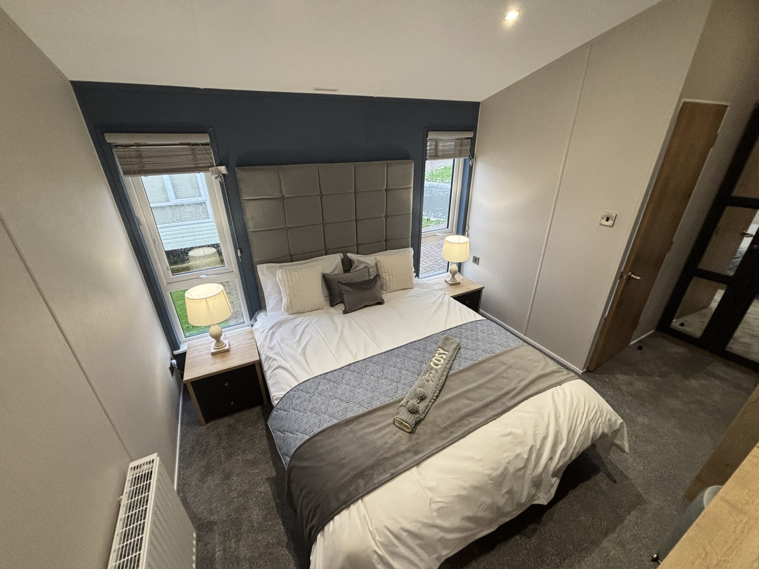 Willerby New Holland Lodge 40ft X 20ft 2024 9